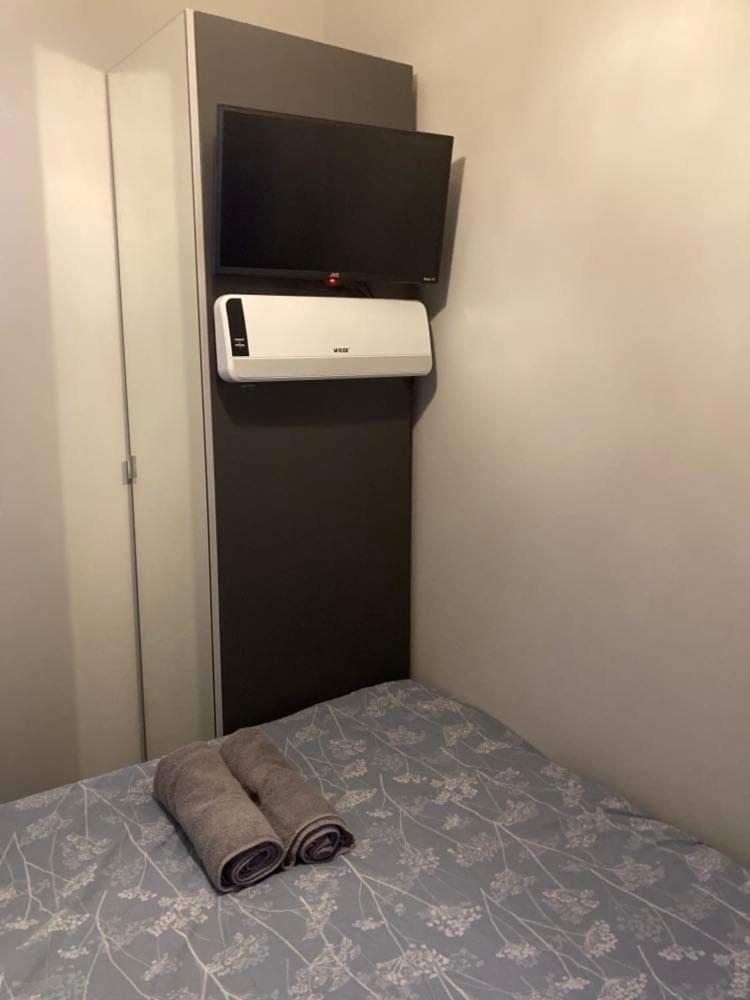 Sandy Beach Hill View Apartment 布里恩 外观 照片
